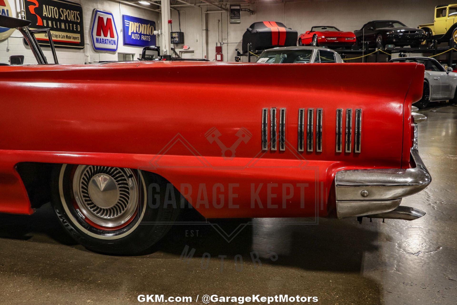 1960 Ford Thunderbird 54