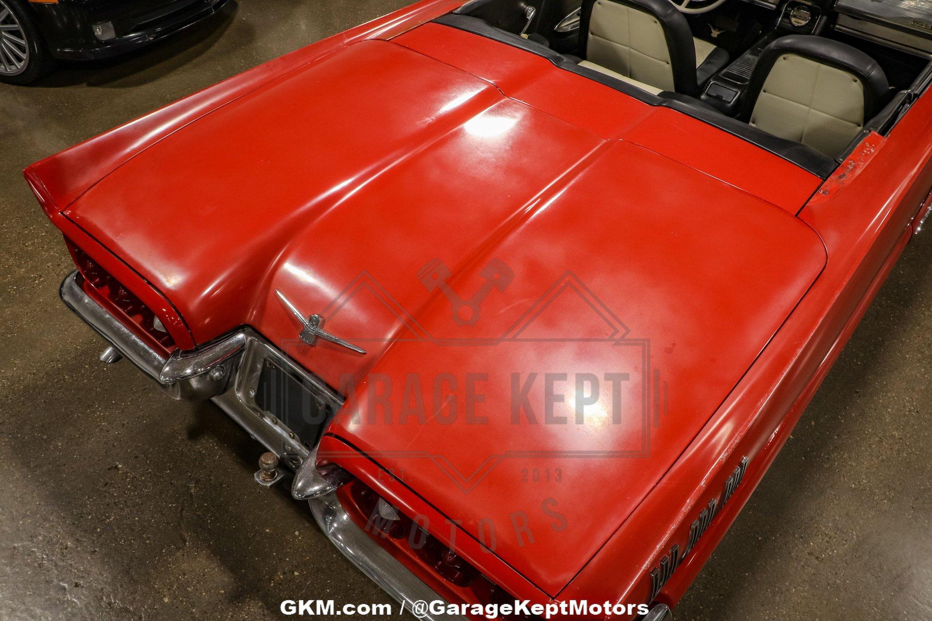 1960 Ford Thunderbird 64