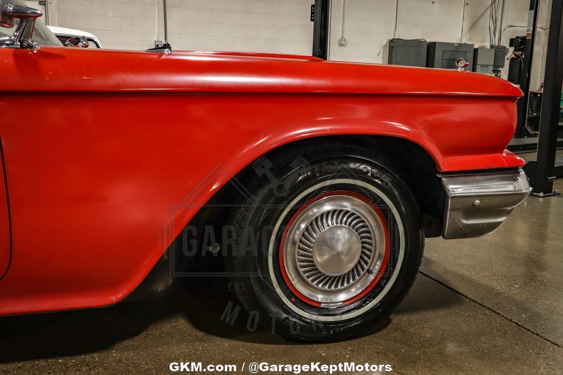 1960 Ford Thunderbird 70