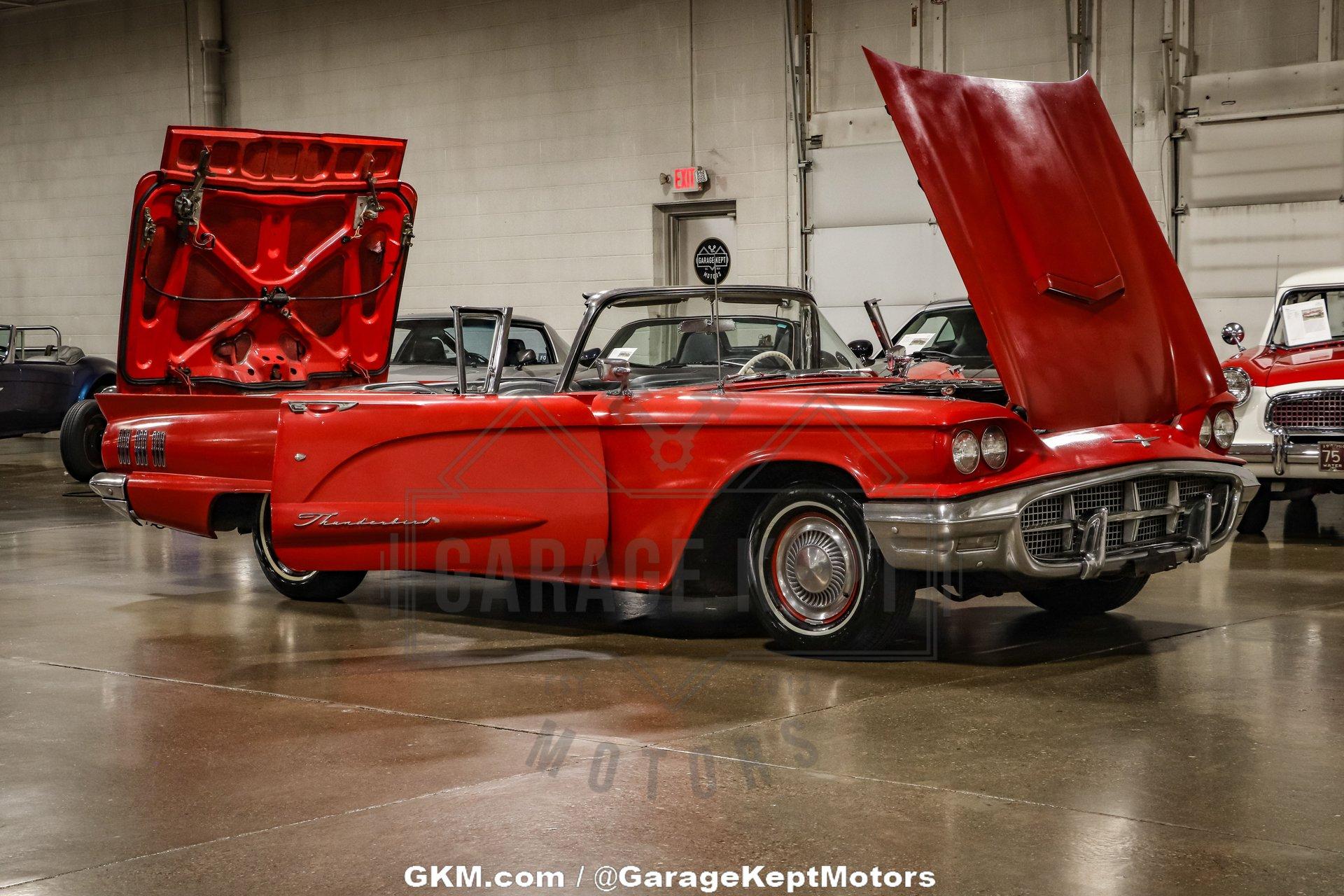 1960 Ford Thunderbird 74