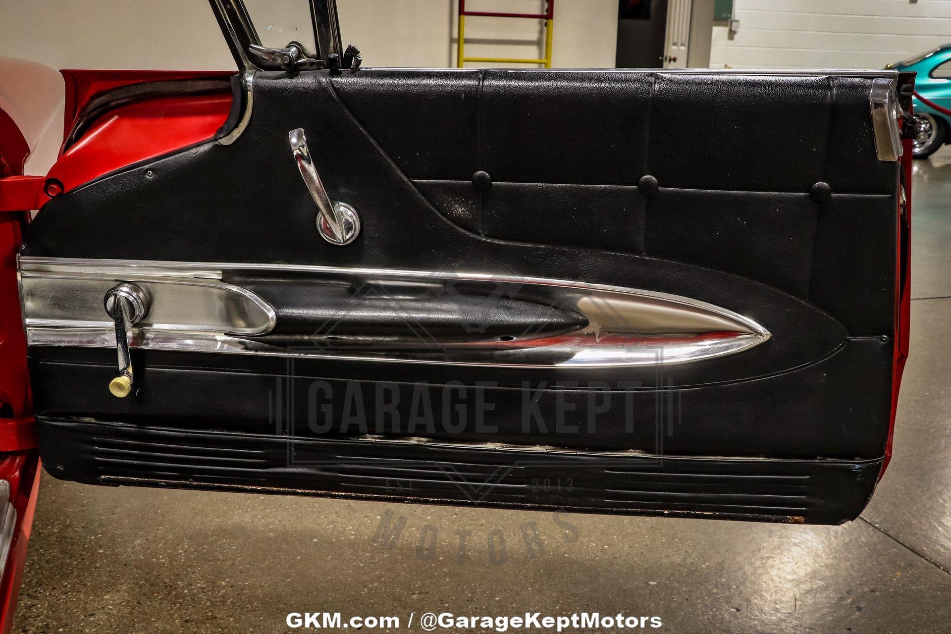 1960 Ford Thunderbird 77