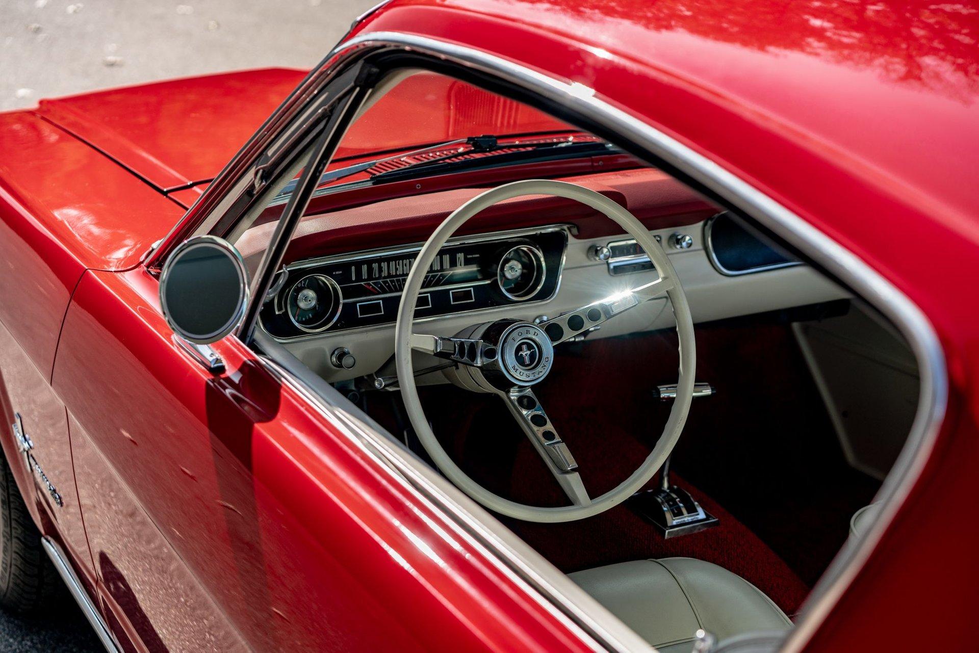 1965 Ford Mustang 10