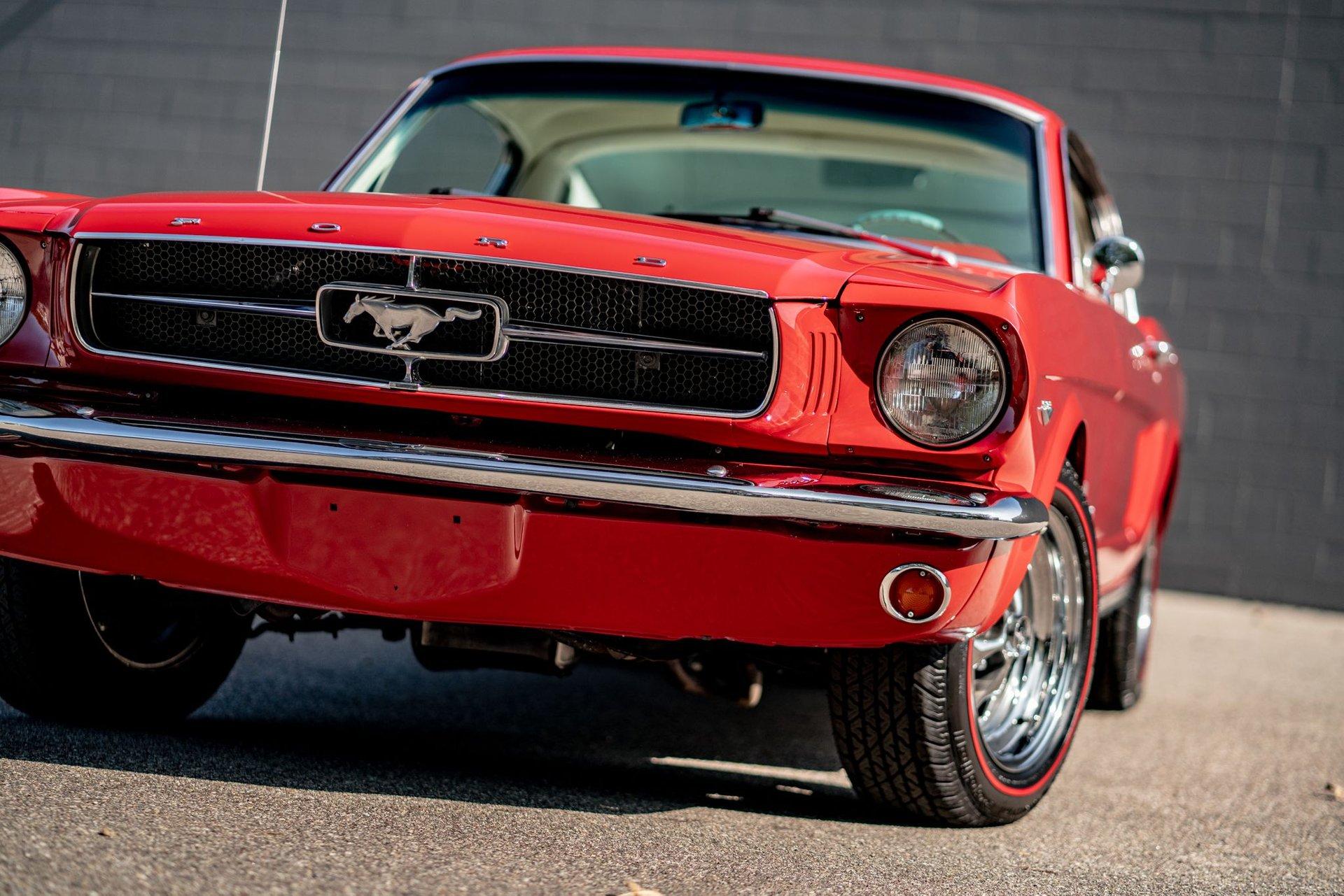 1965 Ford Mustang 4