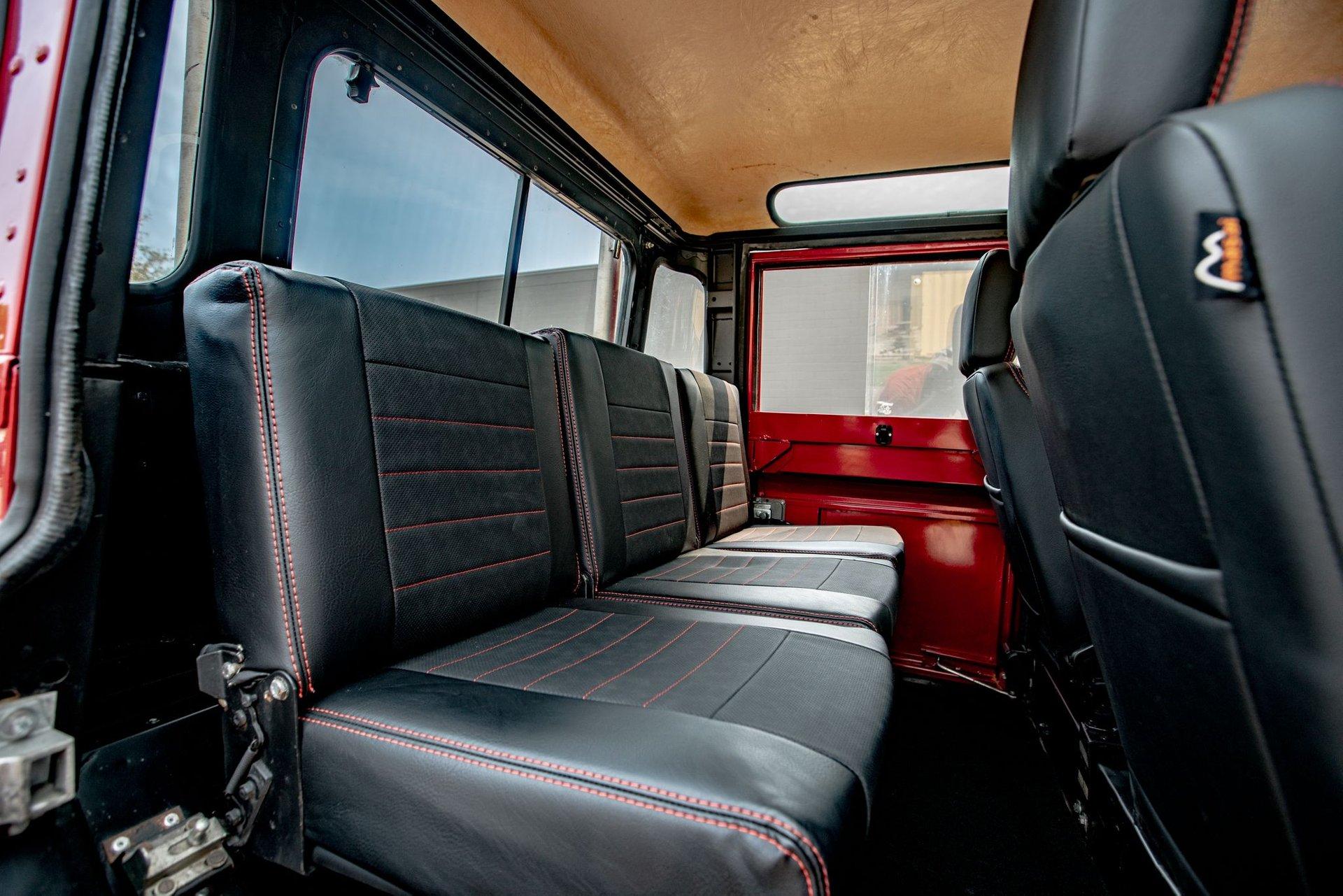 1992 Land Rover Defender 110 6x6 11