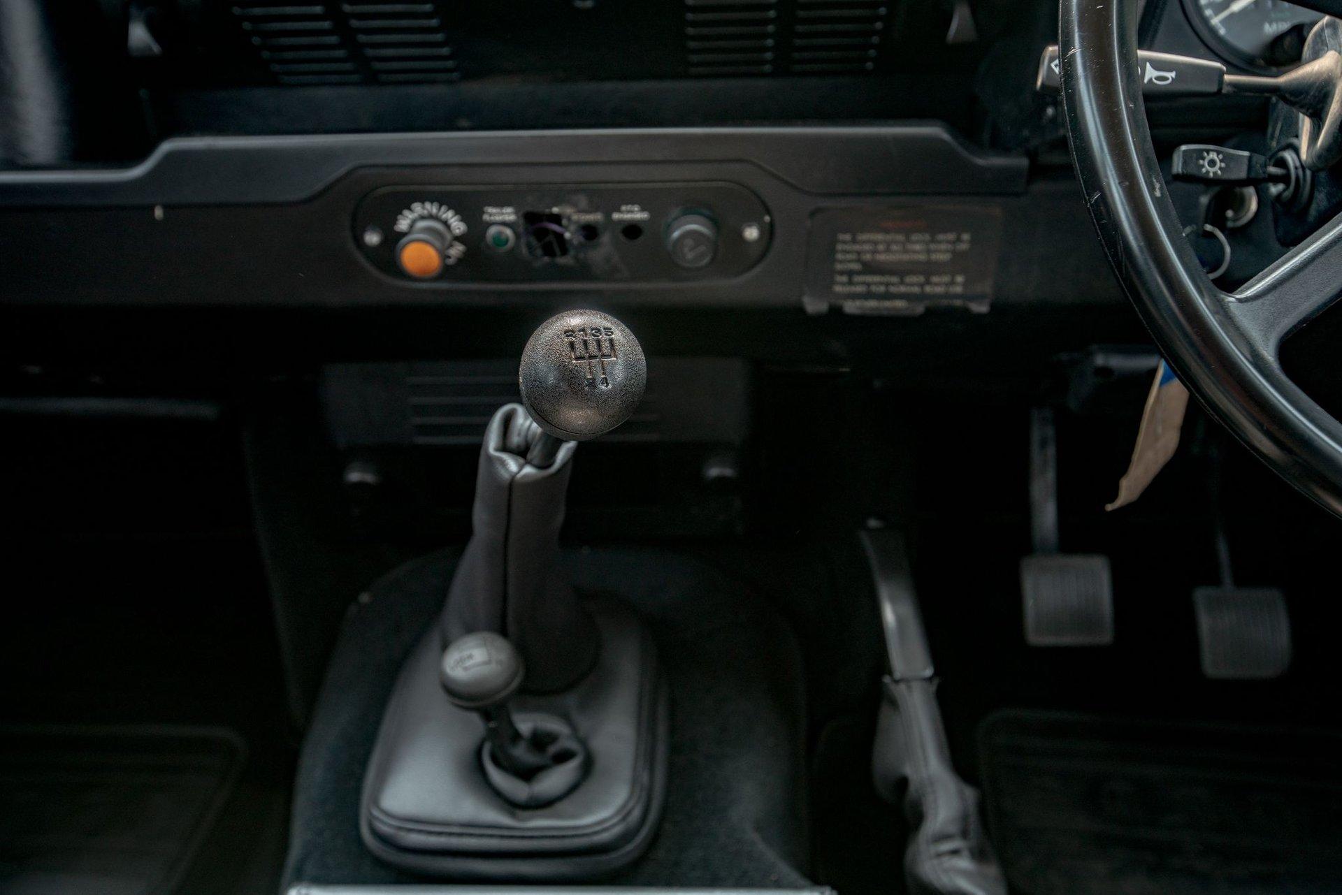 1992 Land Rover Defender 110 6x6 14