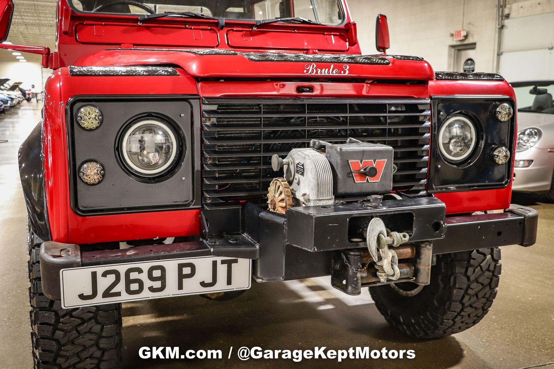 1992 Land Rover Defender 110 6x6 37