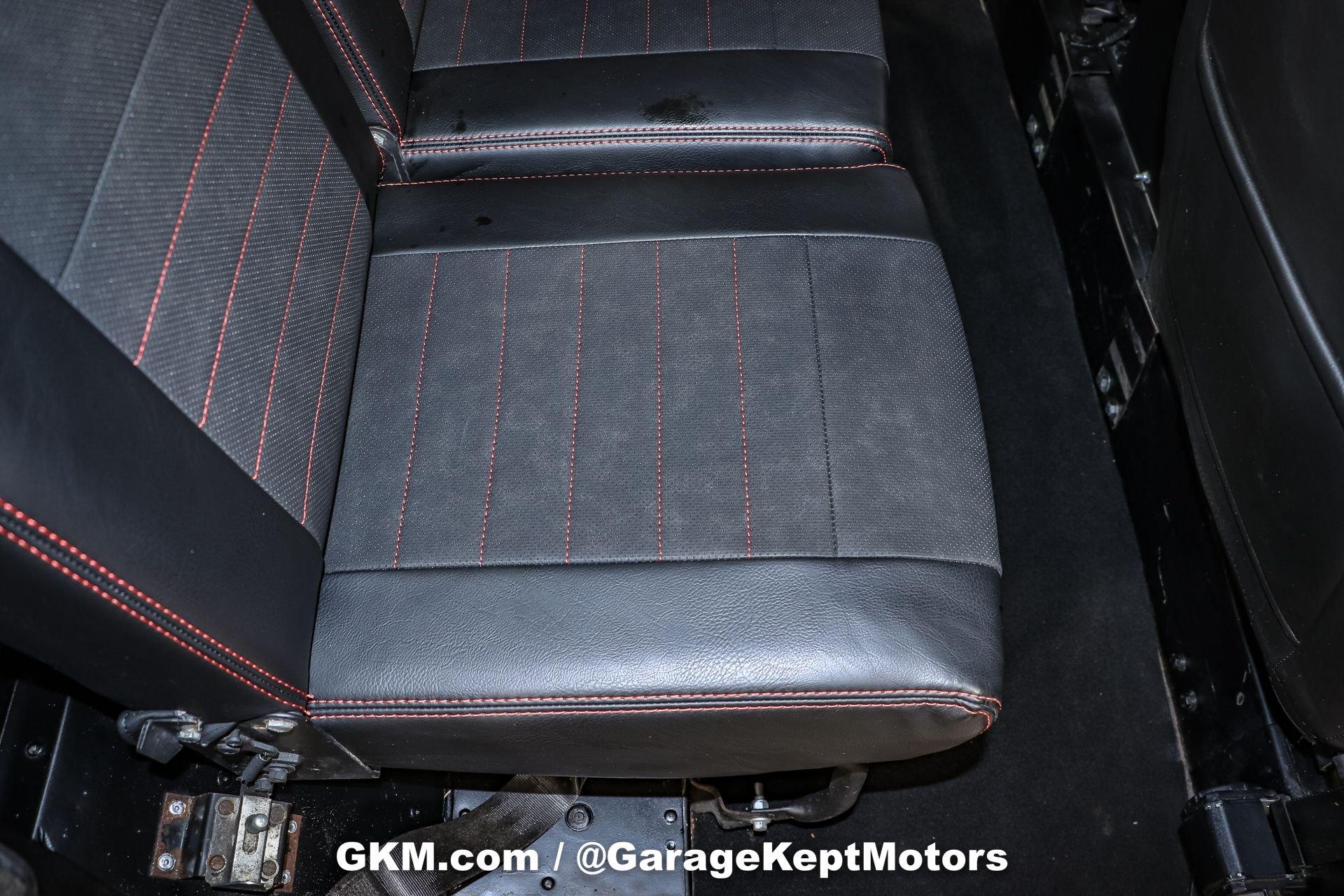 1992 Land Rover Defender 110 6x6 95