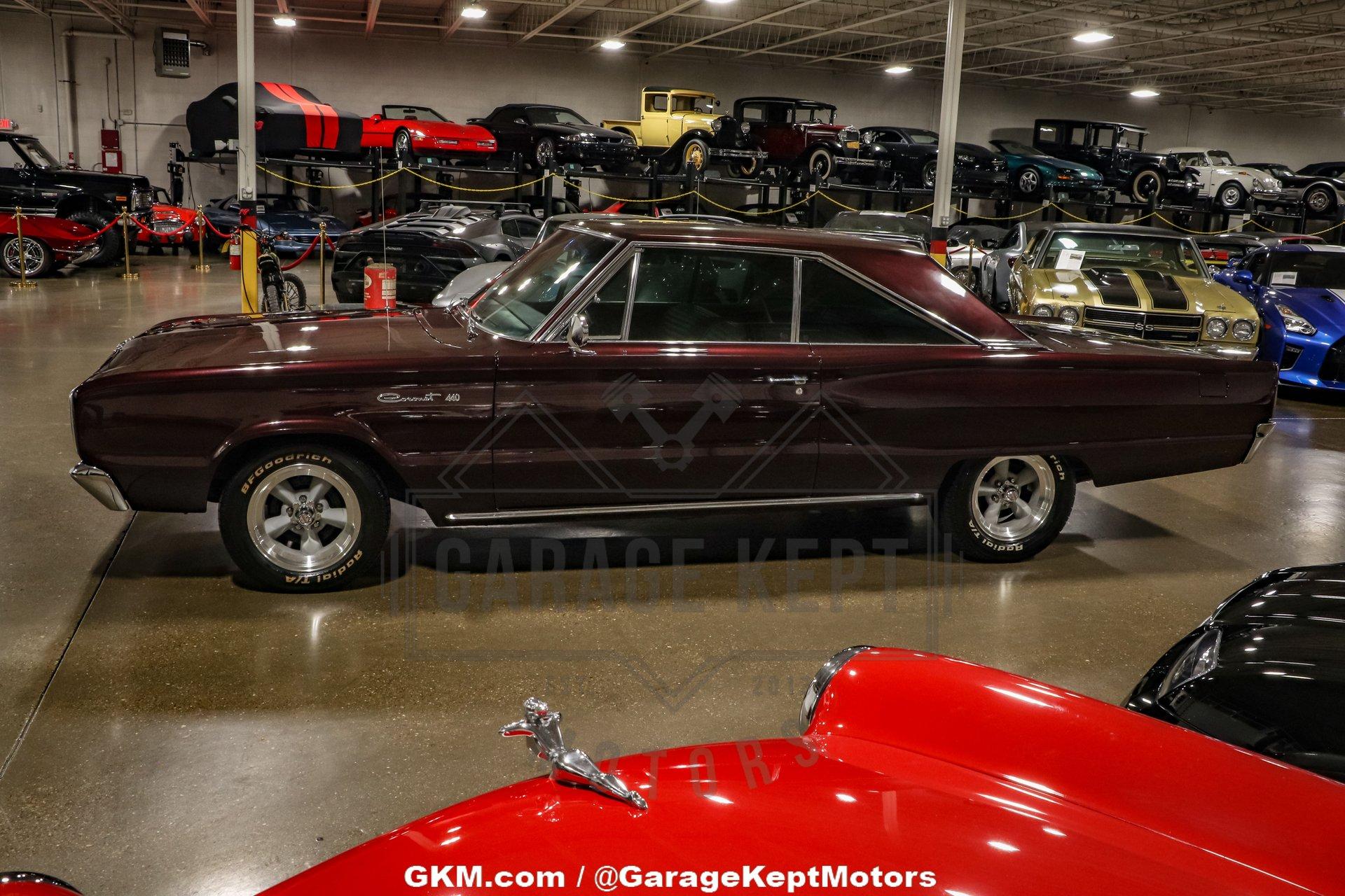 1966 Dodge Coronet 11