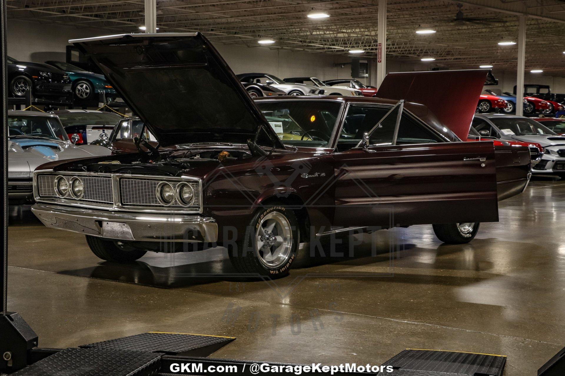 1966 Dodge Coronet 3