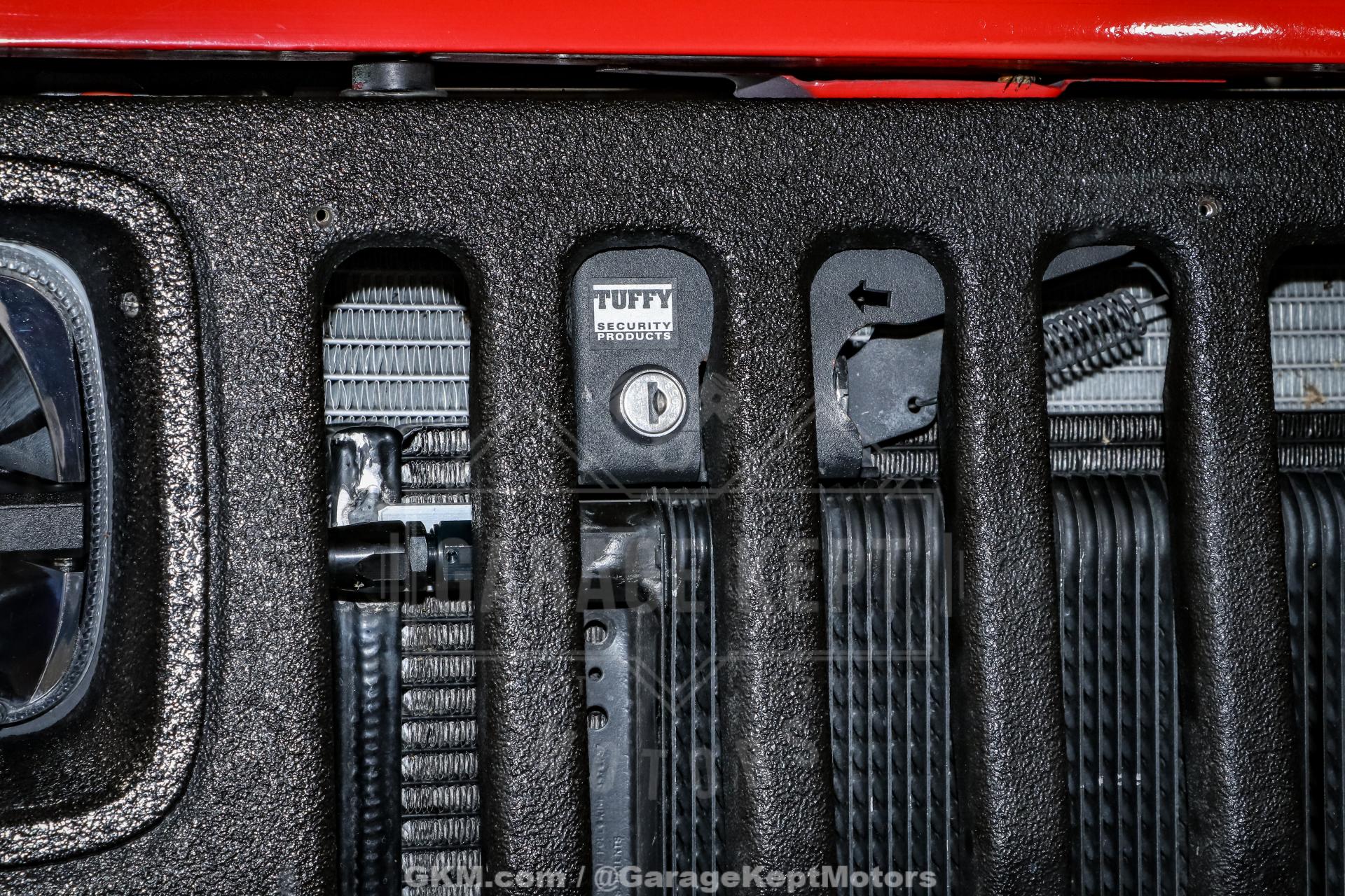 1995 Jeep Wrangler 30