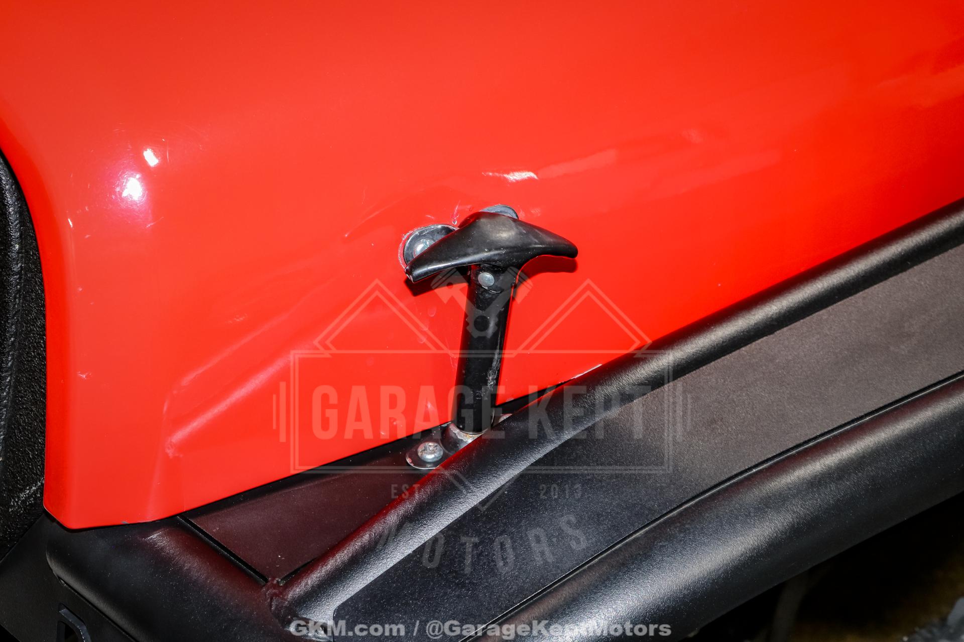 1995 Jeep Wrangler 31