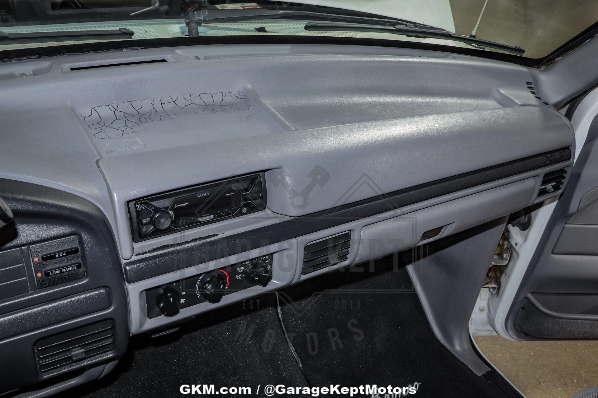 1996 Ford Bronco 108