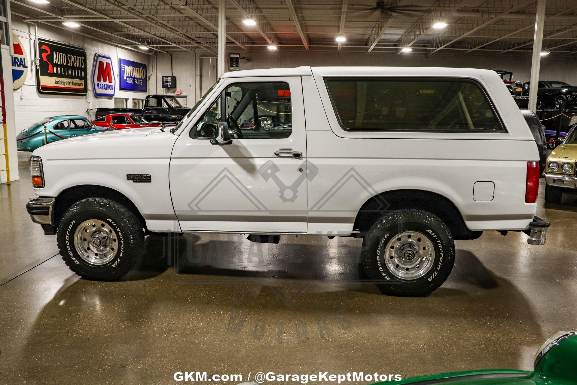 1996 Ford Bronco 11