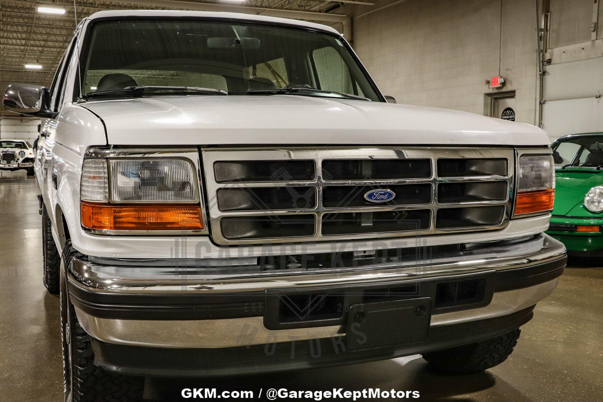 1996 Ford Bronco 24