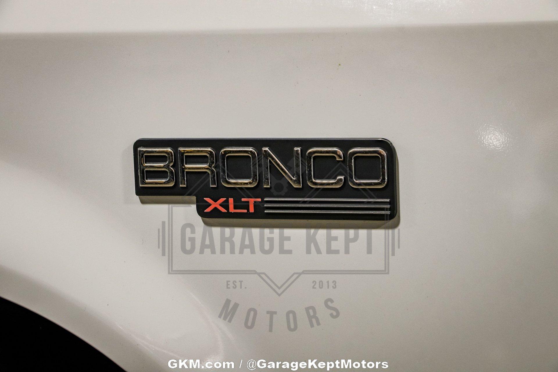 1996 Ford Bronco 33