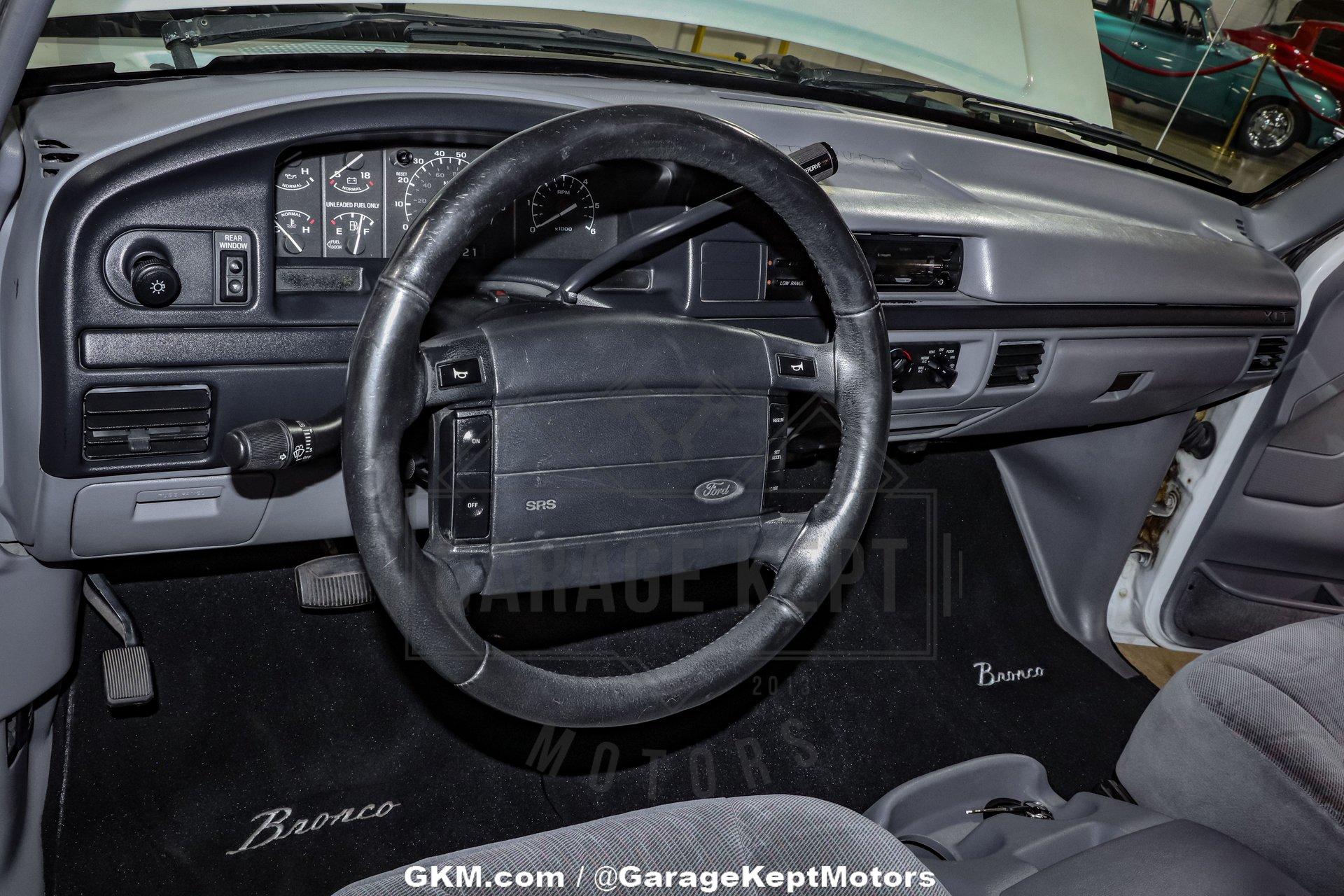 1996 Ford Bronco 4