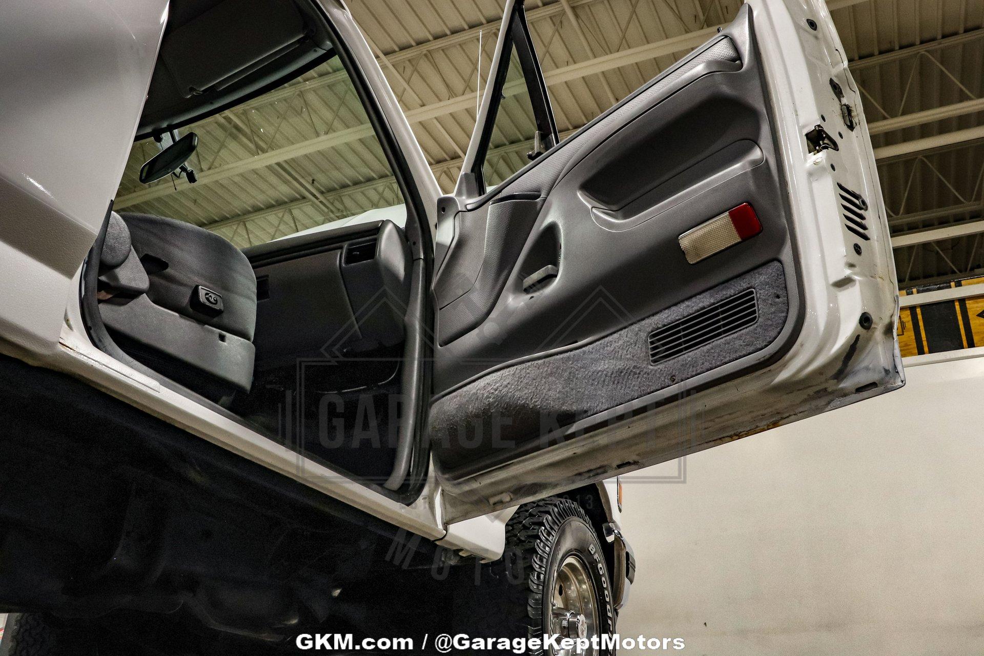 1996 Ford Bronco 65