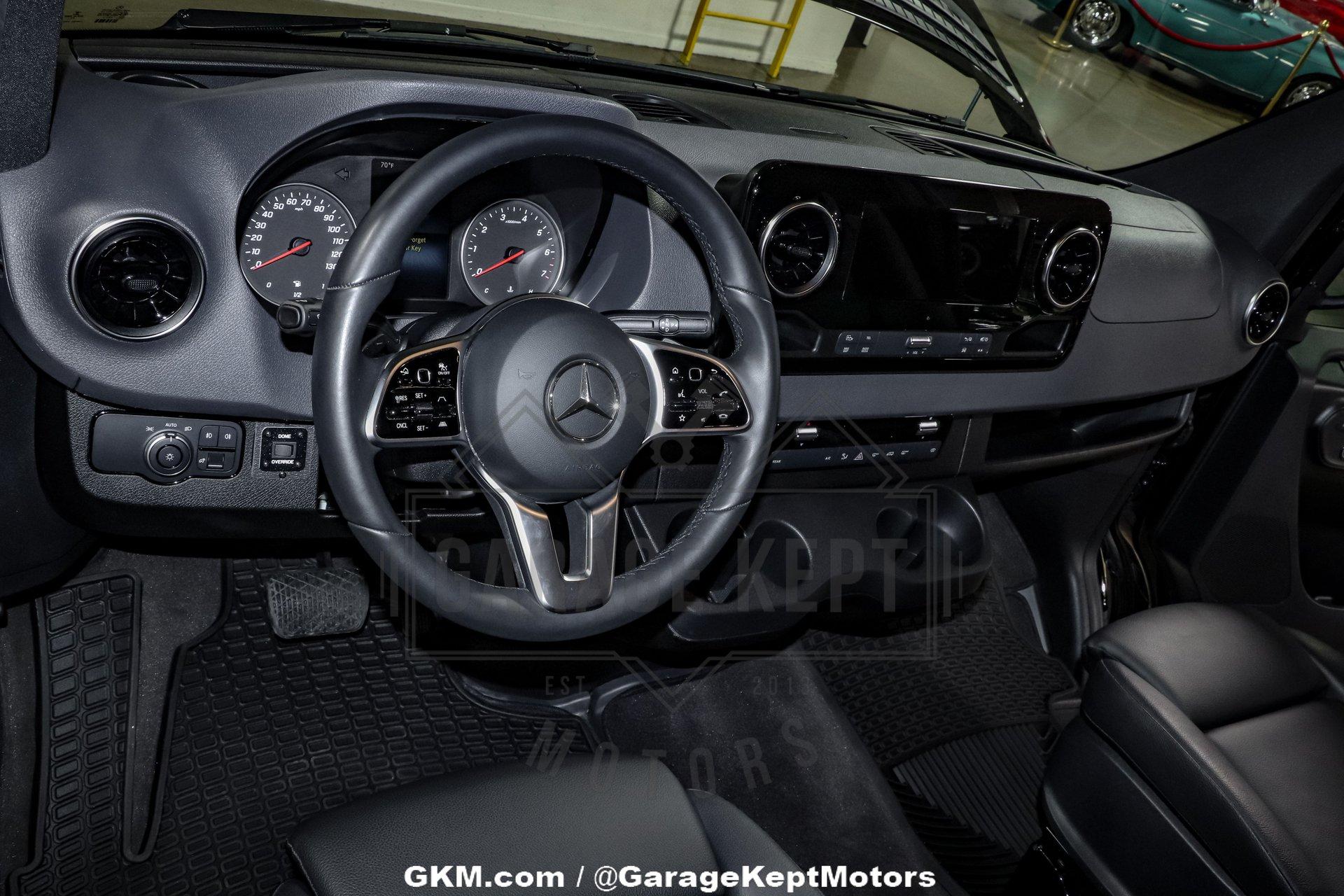 2021 Mercedes-Benz Sprinter 4