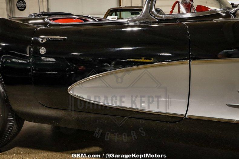 1961 Chevrolet Corvette 101