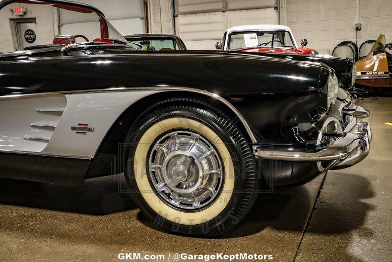 1961 Chevrolet Corvette 103