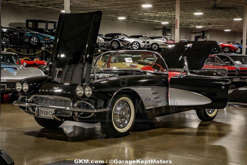 1961 Chevrolet Corvette 106