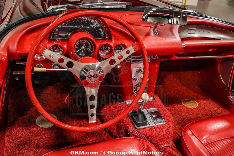 1961 Chevrolet Corvette 129