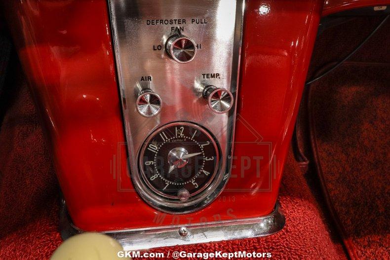 1961 Chevrolet Corvette 137