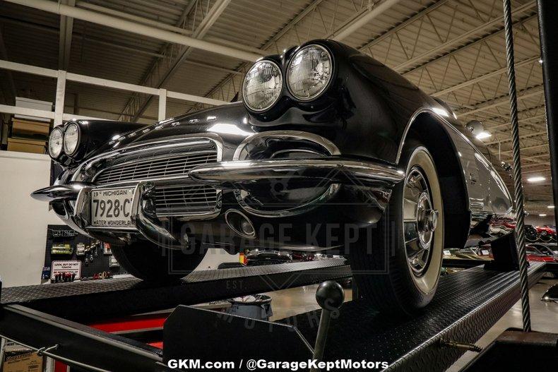 1961 Chevrolet Corvette 154