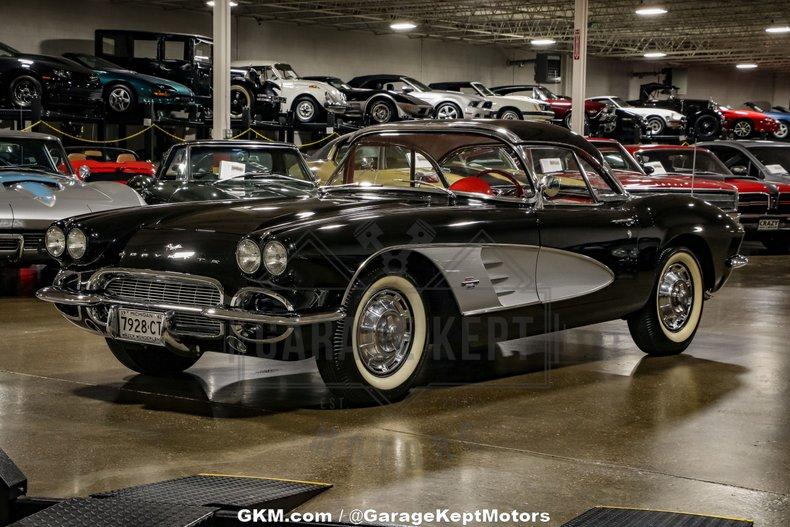1961 Chevrolet Corvette 29