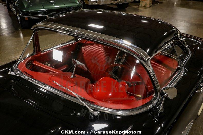 1961 Chevrolet Corvette 34