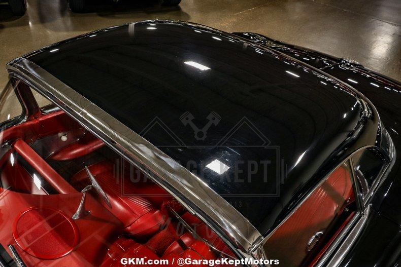 1961 Chevrolet Corvette 35