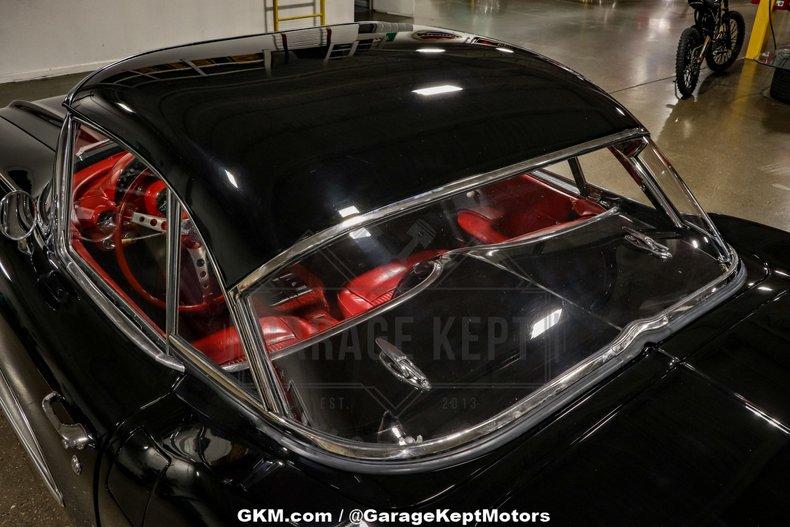 1961 Chevrolet Corvette 37