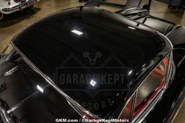 1961 Chevrolet Corvette 39