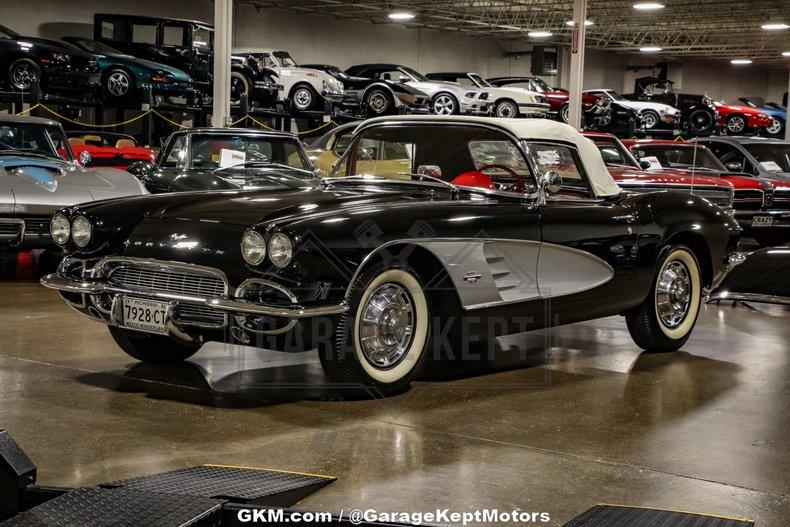 1961 Chevrolet Corvette 45