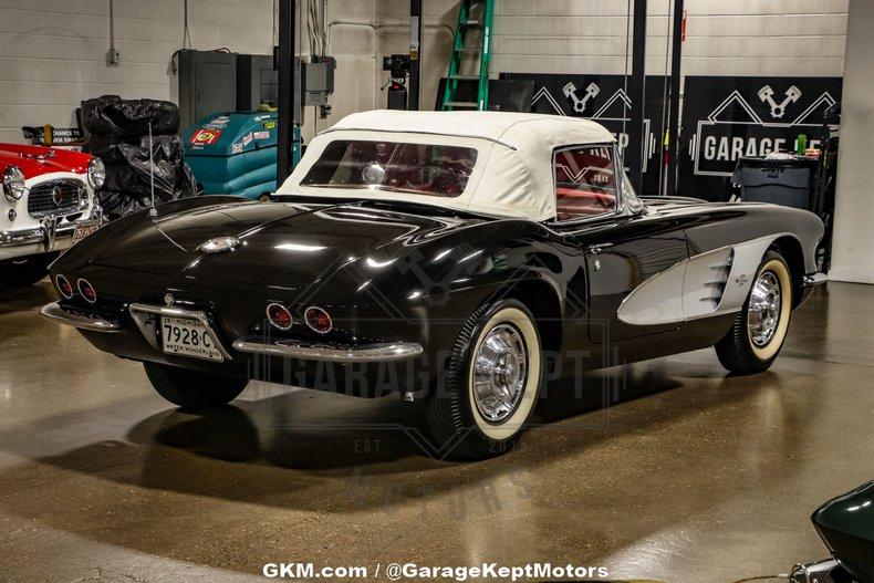 1961 Chevrolet Corvette 48
