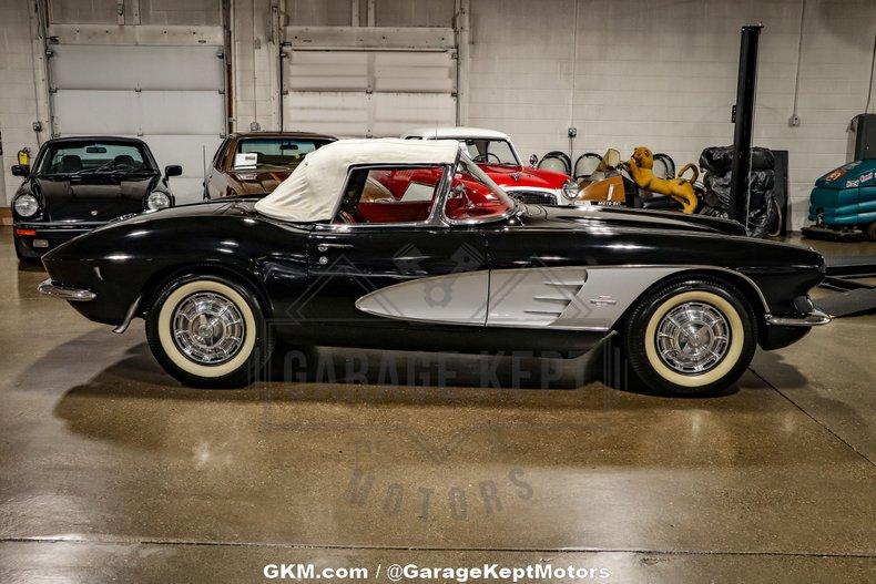 1961 Chevrolet Corvette 49