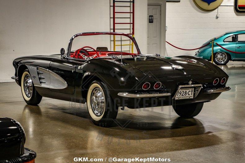 1961 Chevrolet Corvette 63