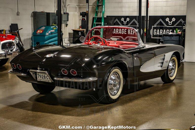 1961 Chevrolet Corvette 64