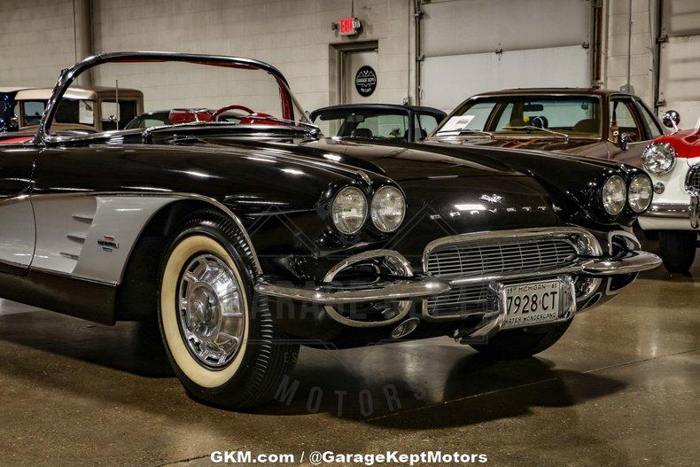 1961 Chevrolet Corvette 69