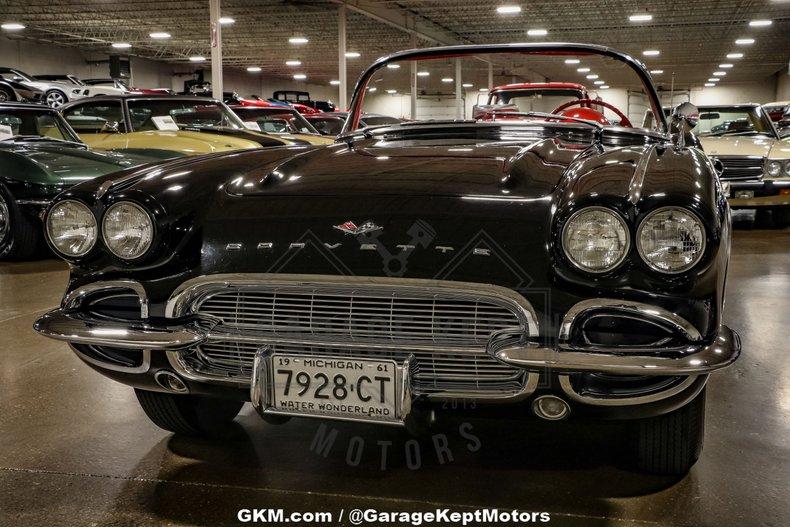 1961 Chevrolet Corvette 72