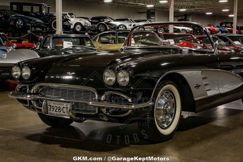 1961 Chevrolet Corvette 76