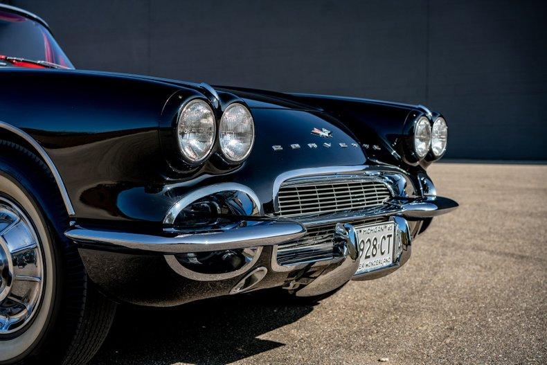 1961 Chevrolet Corvette 7