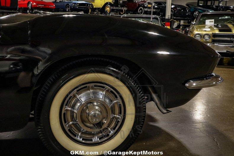 1961 Chevrolet Corvette 86