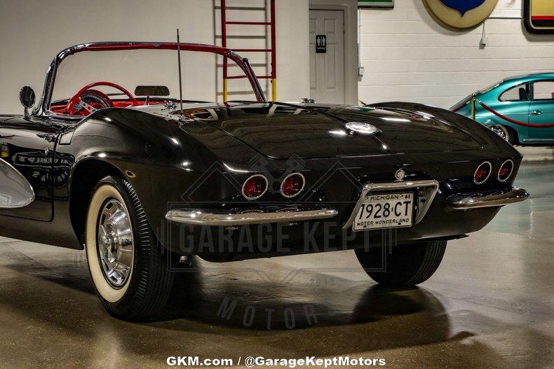 1961 Chevrolet Corvette 89