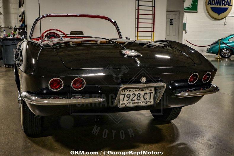 1961 Chevrolet Corvette 90