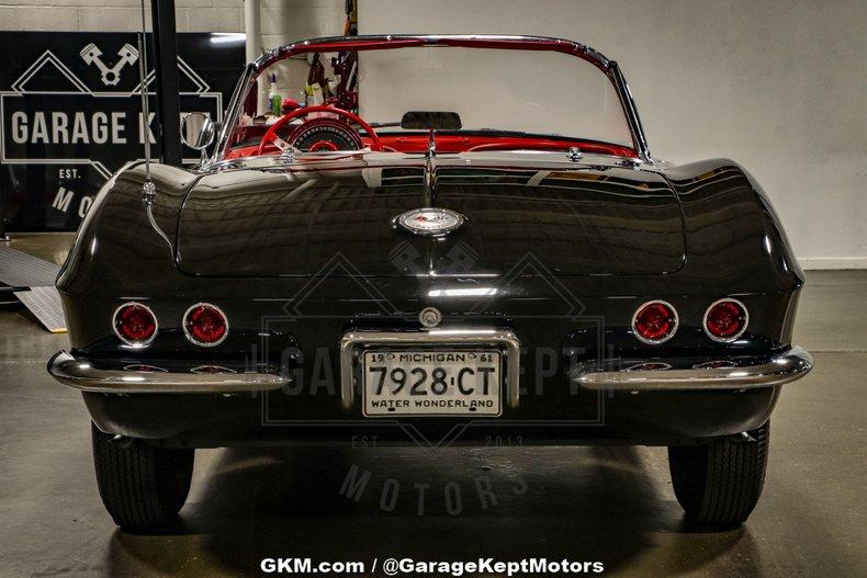 1961 Chevrolet Corvette 92