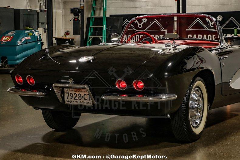 1961 Chevrolet Corvette 94