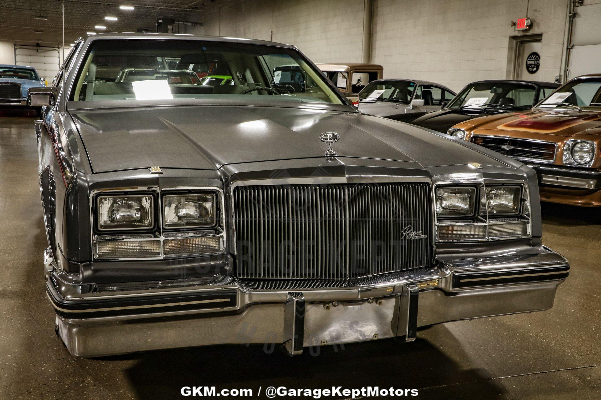 1980 Buick Riviera 22