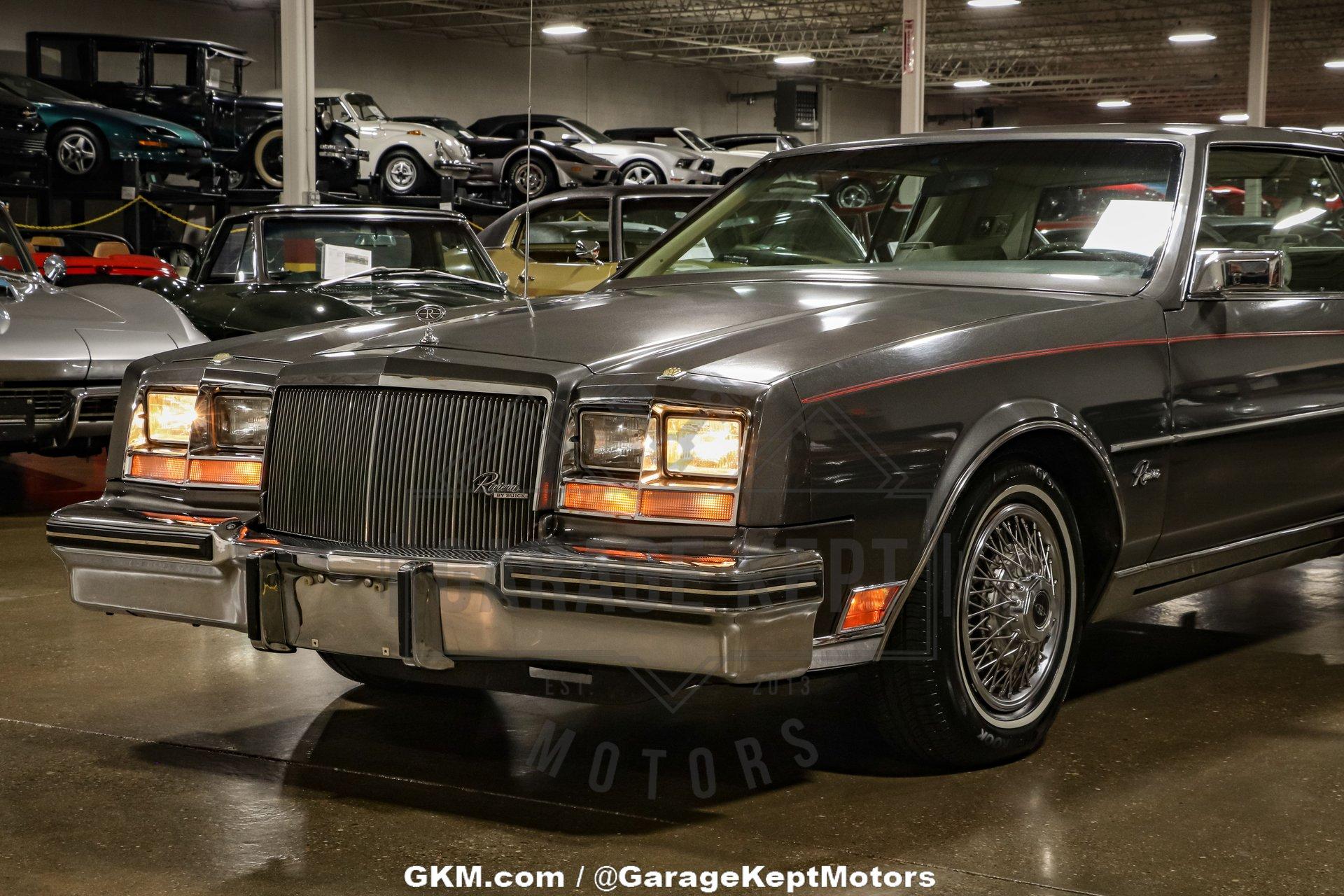 1980 Buick Riviera 26