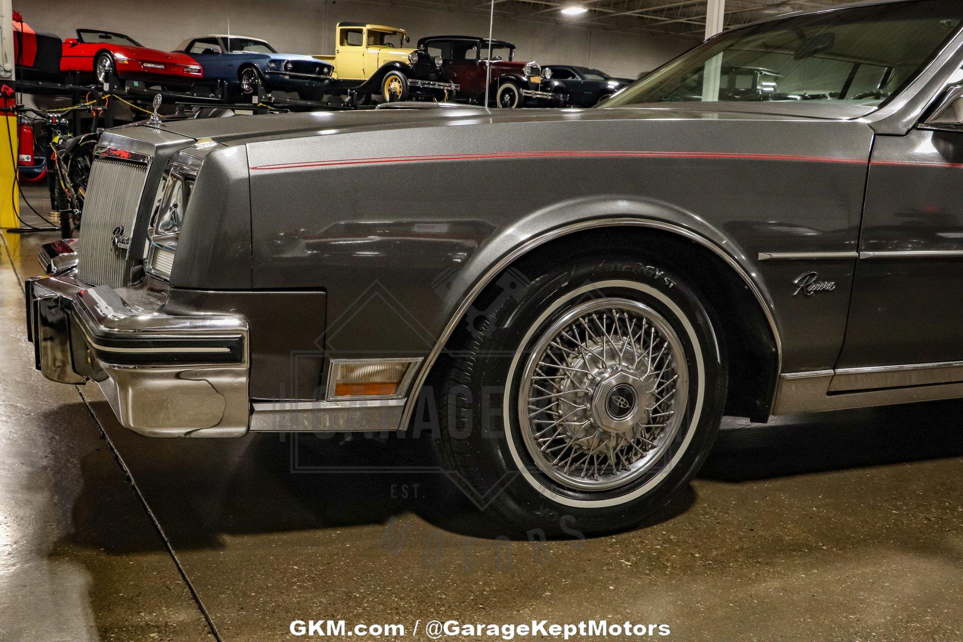 1980 Buick Riviera 34